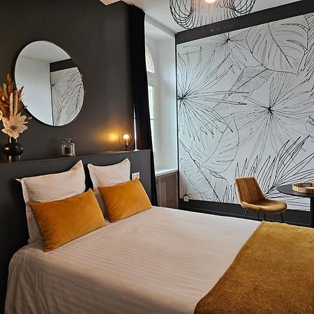Bed and Breakfast Confidences Escale A Brissac Exterior foto