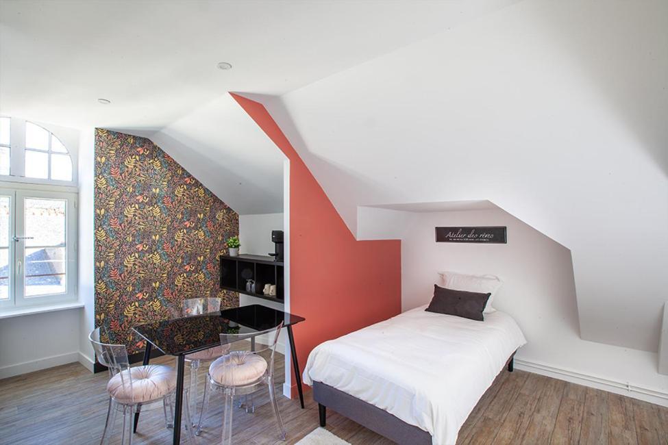 Bed and Breakfast Confidences Escale A Brissac Exterior foto