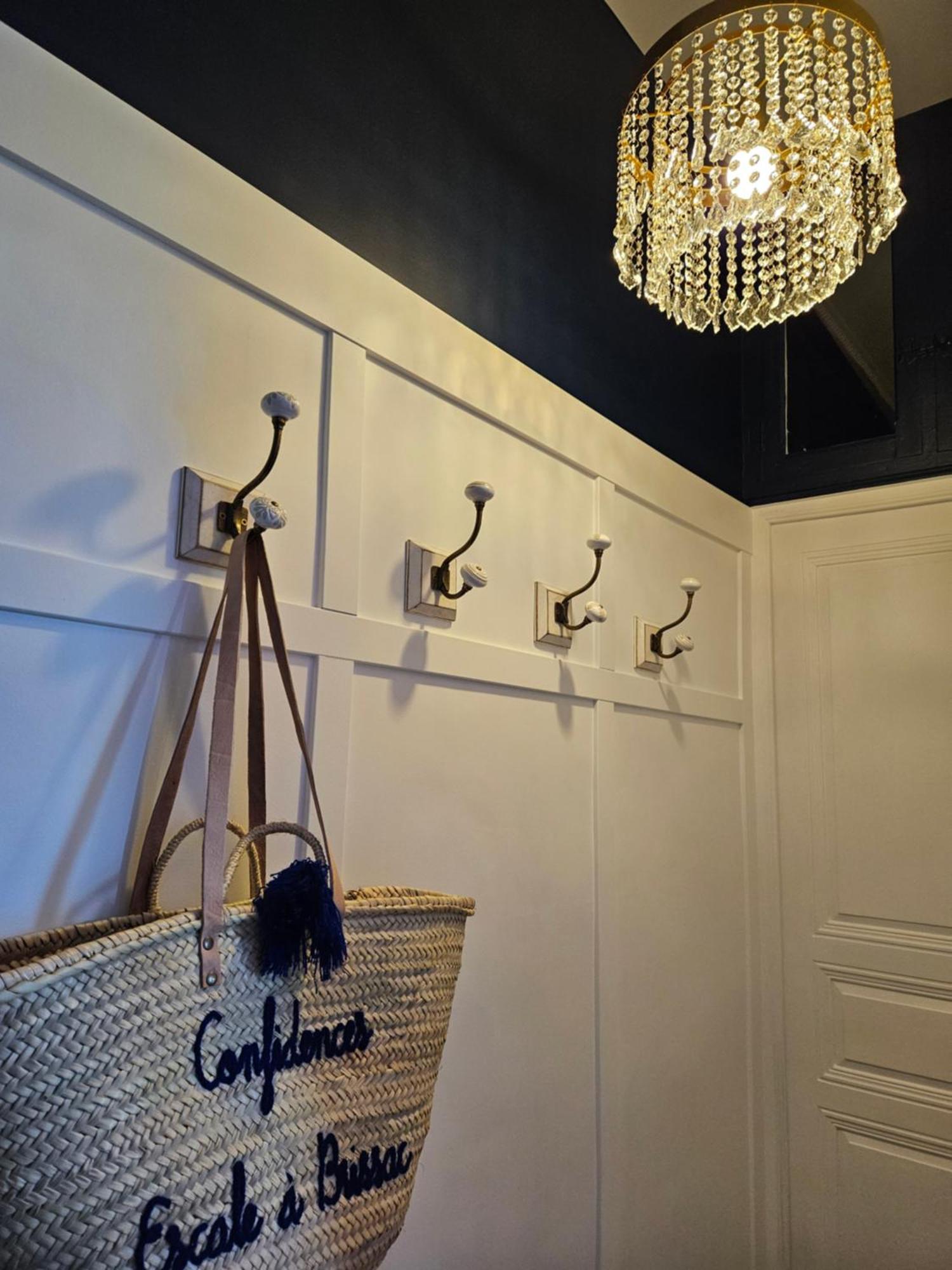 Bed and Breakfast Confidences Escale A Brissac Exterior foto